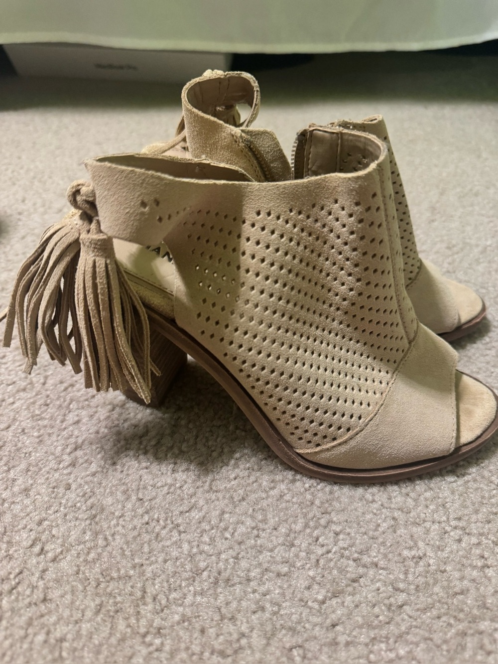 Gianni Bini Beige Suede Peep-Toe Tassel Block Heels
